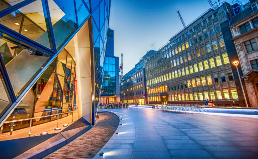 Indian entrepreneur using a registered office address to register a UK company from India.