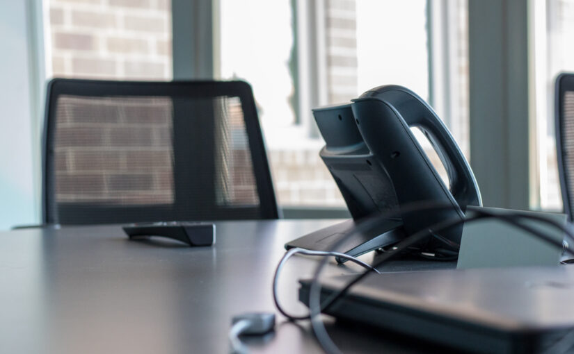 Virtual receptionist answering UK business calls for an Indian entrepreneur